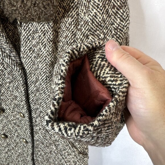 Vintage Marielle Fleury Wool Tweed Coat Faux Shearling Trim Belted Women 12 60s - Picture 2 of 9